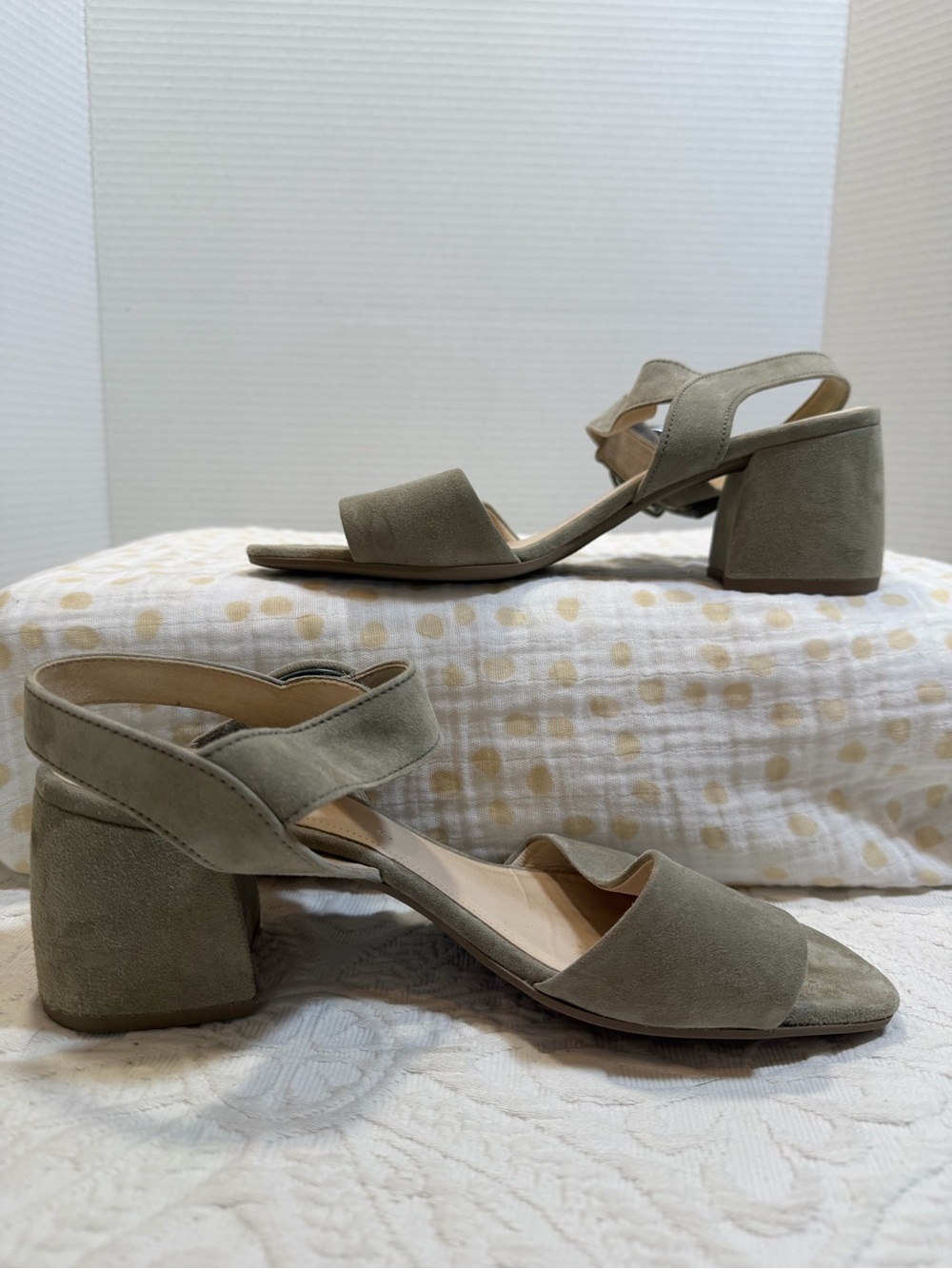 Gabor Gray Suede Slingback Block Heel Sandals Size 9 Euro Summer